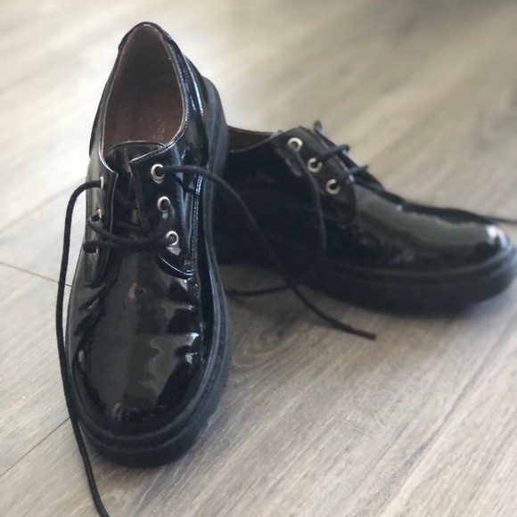 TopShop Chunky Patent Leather Loafers - Picture 9 of 12